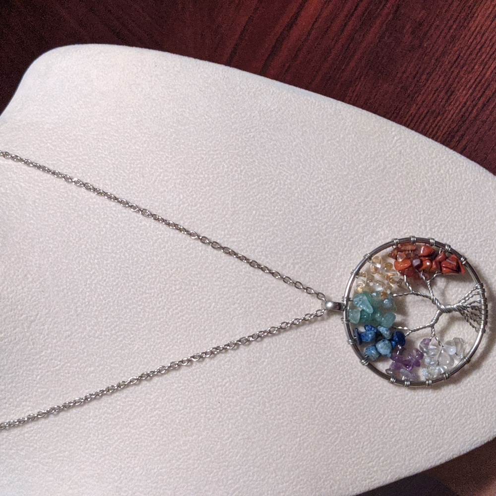 Necklace Tree of Life Beaded Leaves Silver Branches Medium NWOT - Picture 1 of 6